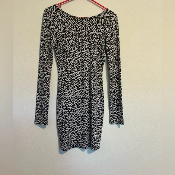 everly long sleeve dress Everly | Black Hand-Embellished Cape-Sleeve Maxi Dress